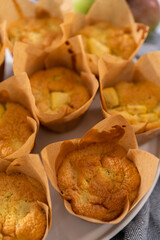 Apple sharlotka muffin
