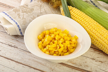 Canned yellow corn in the bowl