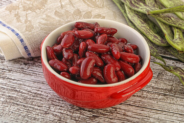 Baked red canned bean in the bowl