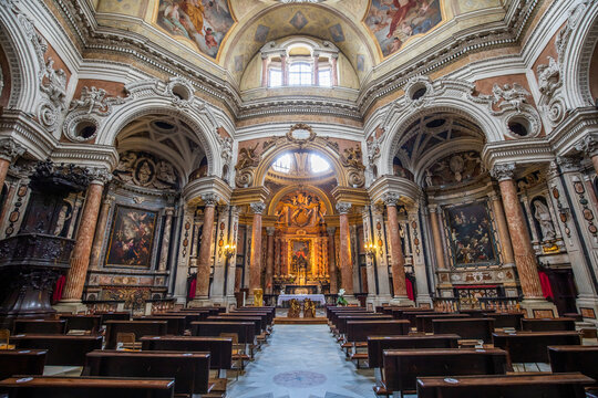 Antique baroque interior with vintage decoration. Royal Church of San Lorenzo (St. Lawrence) in Turin, Italy