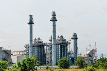 Obraz premium Industrial zone,The equipment of oil refining,Close-up of industrial pipelines of an oil-refinery plant,Detail of oil pipeline with valves in large oil refinery.