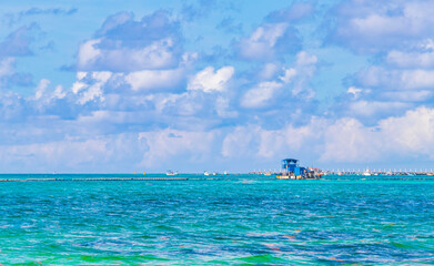 Obraz premium Boats yachts ship jetty beach in Playa del Carmen Mexico.