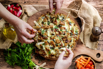 pain hérisson lardon mozzarella graines de courge © Jérôme Rommé