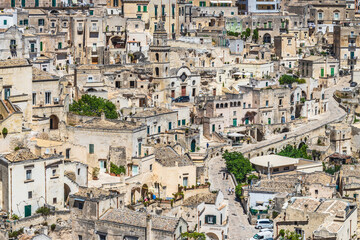 Naklejka premium Sasso Barisano von Matera mit der Kirche des Heiligen Petrus Barisano in der Basilikata in Süditalien