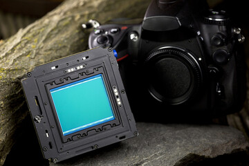 Medium format digital back