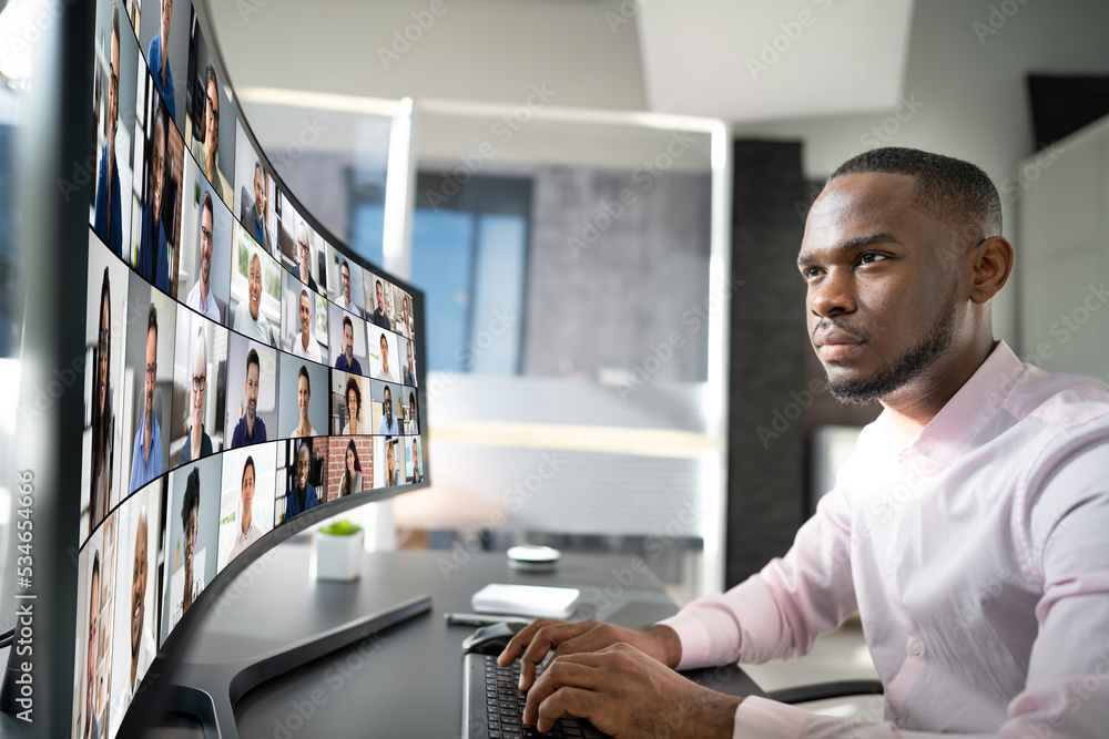 Aufkleber webinar video conferencing on computer
