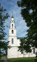 Fototapeta na wymiar Orthodox Sophia Cathedral in the city of Polotsk, the oldest temple in Belarus