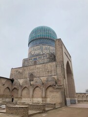 [Uzbekistan] Exterior of the Bibi Khanym Mosque (Samarkand)