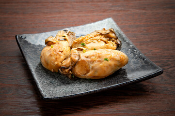 和食料理、牡蠣の醤油煮