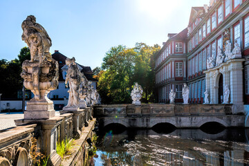 Fürstliches Residenzschloss mit Wassergraben, Wolfenbüttel, Niedersachsen, Deutschland, Europa