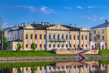 Fototapeta na wymiar Governor House, Vologda, Russia