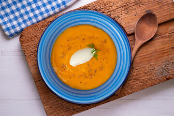 Carrot and mango cream with mascarpone. Italian recipe.