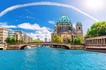 View of the bridges on the Spree and Attractive cathedral or Berliner Dom on Museum Island, Germany © AlexAnton