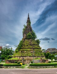 Fototapeta premium That Dam Stupa in Vientiane City, Lao PDR South East Asia, HDR Picture, High quality photo