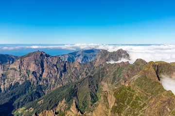 Wanderung zum höchsten Punkt auf der Azoreninsel Madeira - dem Pico Ruivo  - Portugal