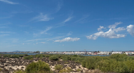 Cabanas de Tavira. Lagunas de la Reserva Natural de Ria Formosa. Algarve. Portugal