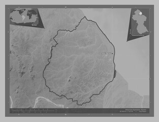 Pomeroon-Supenaam, Guyana. Grayscale. Labelled points of cities