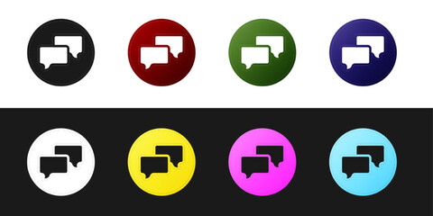 Fototapeta premium Set Speech bubble chat icon isolated on black and white background. Message icon. Communication or comment chat symbol. Vector