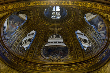 Fototapeta na wymiar Zaragoza, Spain - Inside Basílica de Nuestra Señora del Pilar