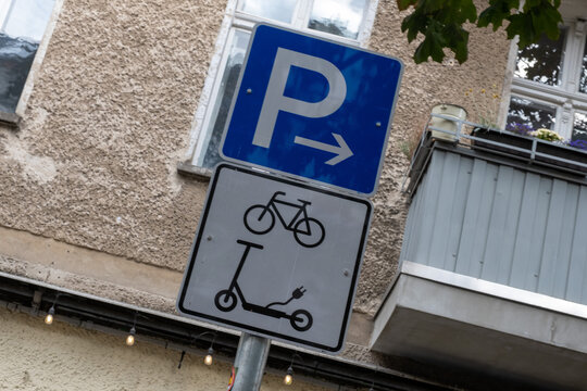 Bicycle and e-scooter parking