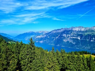 Blick vom Flumserberg auf den Walensee