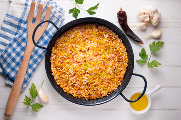 Paella bacon and leeks. Traditional Spanish paella tapa recipe.
