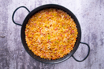 Paella bacon and leeks. Traditional Spanish paella tapa recipe.
