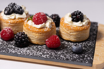 soft fruit appetizers, vol au vent  with berries