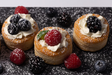 soft fruit appetizers, vol au vent  with berries