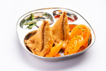 Veg Samosa with Jalebi, snack combination also called imarti and Sambusa, samusa