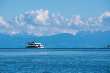 Schifffahrt  am schönen Bodensee Sommer Urlaub 