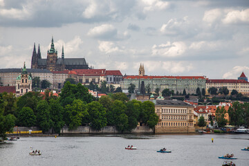 florence, bridge, river, italy, europe, water, arno, architecture, firenze, ponte vecchio, tuscany, ponte, city, vecchio, travel, landscape, sky, old, urban, cityscape, tourism, reflection, italian, b