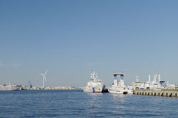 快晴の横浜港　みなとみらい