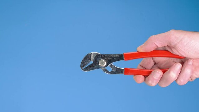 Holding pliers