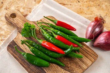 赤唐辛子と青唐辛子