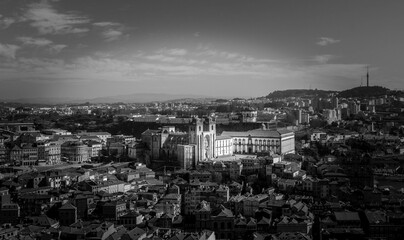 Plakat views of the Oporto cathedral in black and white