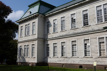 日本の北海道札幌市の北海道大学のとても古くて美しい建物