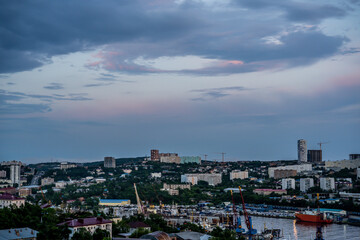 Obraz premium Cityscape with a view of the Bay of Diomede