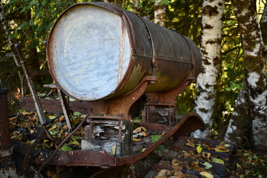gravity fed fuel tank on old tracor
