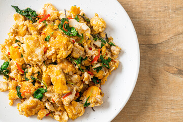 stir-fried egg with Thai basil and chilli