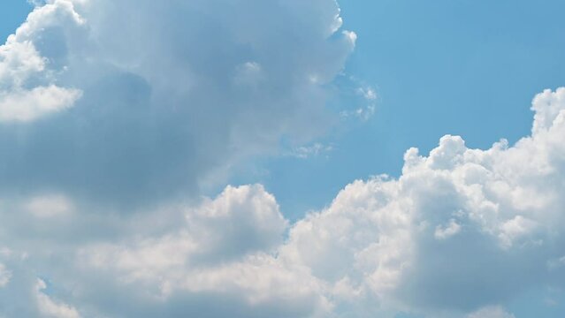 Timelapse of beautiful blue sky and white cloud with 4k resolution. The environment in the natural world.