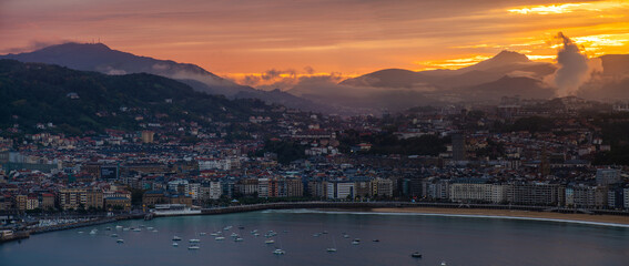 Naklejka premium San Sebastian is the capital of the Spanish province of Gipuzkoa in the Basque Country