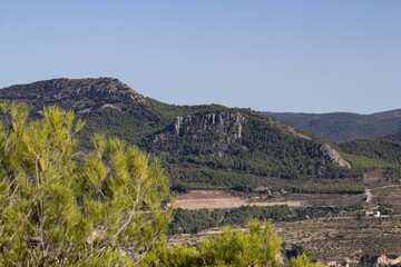 Fototapeta na wymiar La Serreta de Alcoy vista desde la subida a la cruz del preventorio, Comunidad Valenciana, España