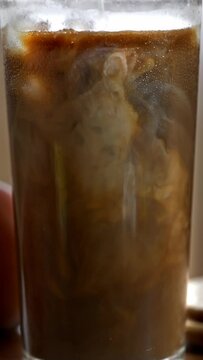 Making ice latte coffee drink