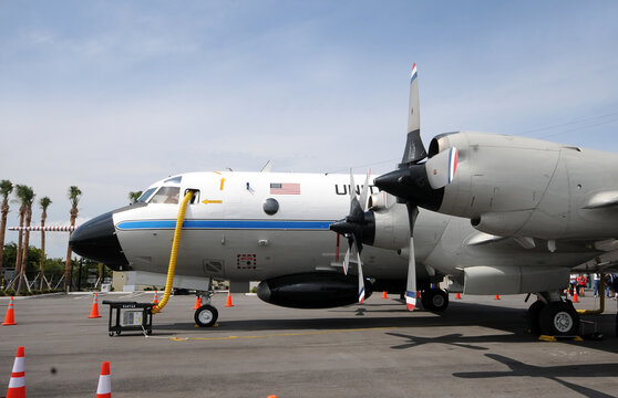 Fort Lauderdale, USA - May 6, 2011: Crews Prepare Their Hurricane Hunter Airplane For The Upcoming Hurricane Season. The Modified P-3 Orion Is Loaded With Scientific Equipment