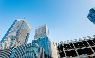 Obraz premium Modern office tower building under construction