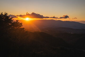 伊豆スカイライン・巣雲山駐車場からの夕日