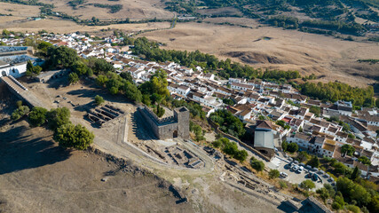 Fototapeta premium vistas del bonito municipio de Jimena de la Frontera en la provincia de Cádiz, España