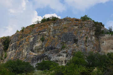 Fototapeta na wymiar among the rocks of the Burunchak plateau
