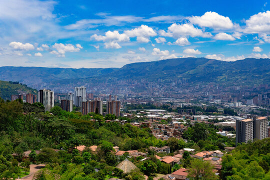 Paisaje de Medell&iacute;n, Sabaneta, La estrella
